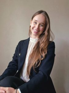 Dr. Meagan Doppegieter 